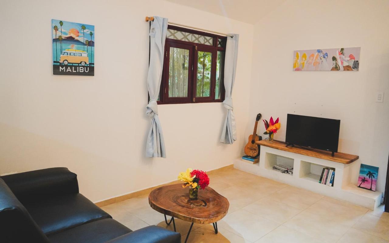 Hostel 7, Casa De Gingi Playa Santa Teresa  Kültér fotó
