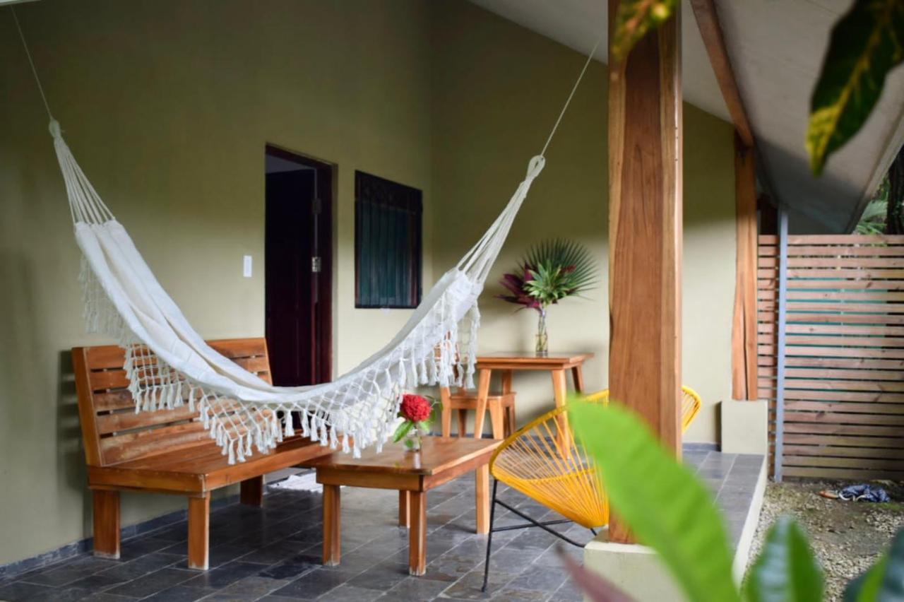Hostel 7, Casa De Gingi Playa Santa Teresa  Kültér fotó